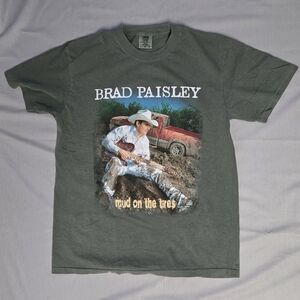 Brad Paisley Tour 2025 Band Green T-Shirt Size L
